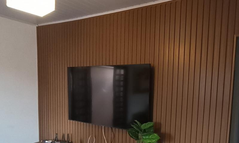 					  	Ripado de Pvc Cor Ypê 